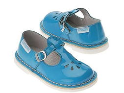 童童時(shí)尚童鞋ss 030新款上市 產(chǎn)品展覽